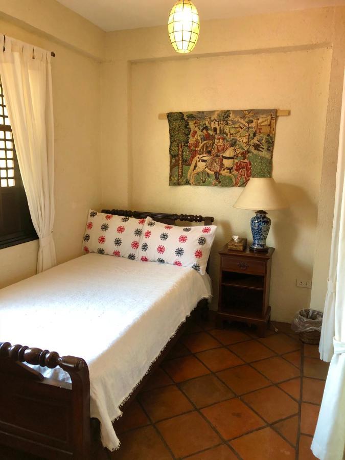 Posada La Patriciana Taal Exteriér fotografie